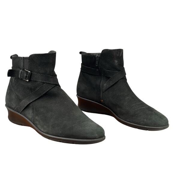 ECCO Felicia Cross Buckle ANKLE Leather Booties Womens SZ 42 Wedge Black Comfort - Picture 4 of 11